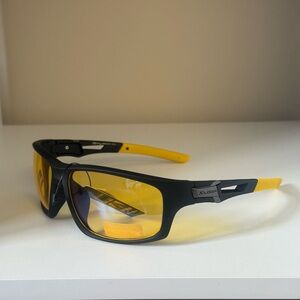 XLoop Black and Yellow Sunglasses